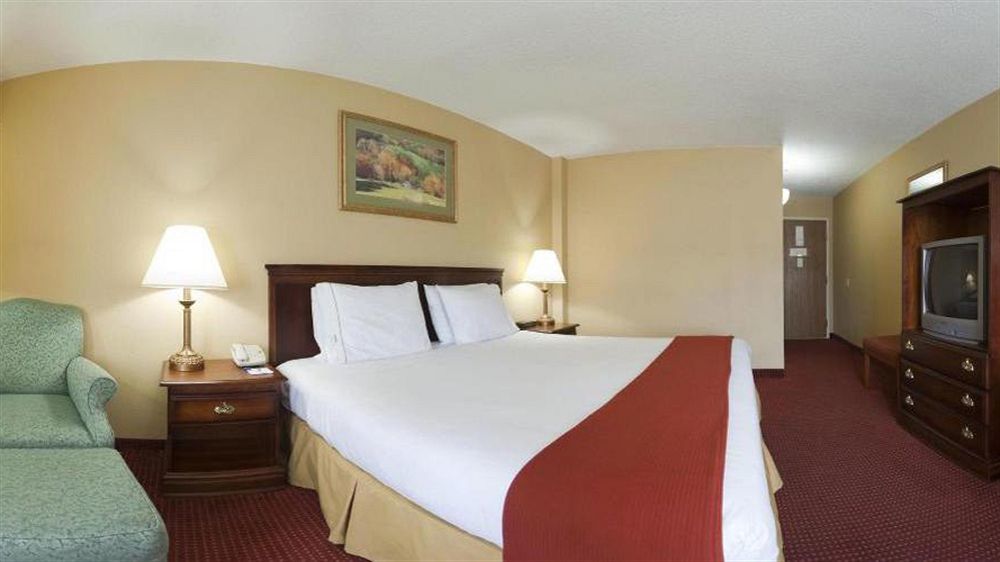 Holiday Inn Express Irwin Pa Tpk Exit 67 By Ihg Dış mekan fotoğraf