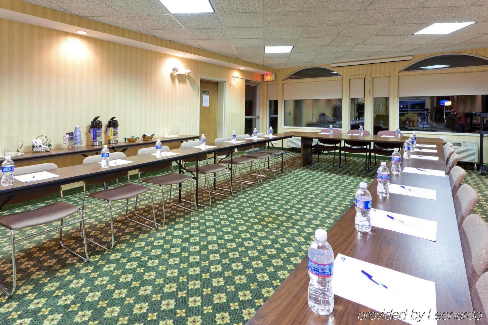 Holiday Inn Express Irwin Pa Tpk Exit 67 By Ihg Dış mekan fotoğraf